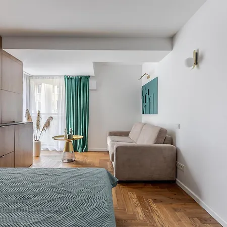 Emerald Coast Apartament